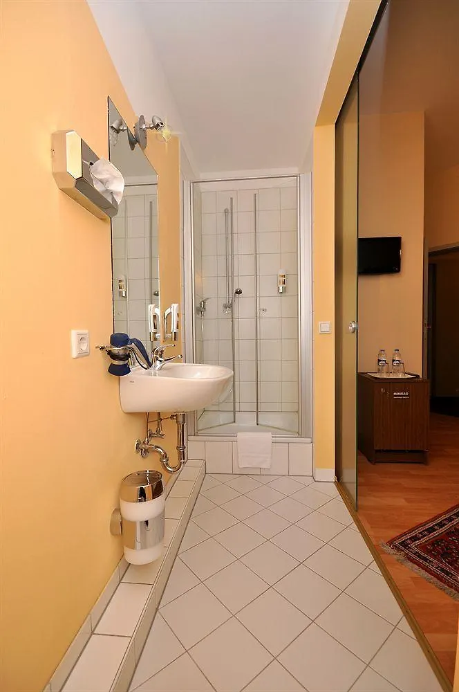 Hotel Apadana Frankfurt Frankfurt am Main